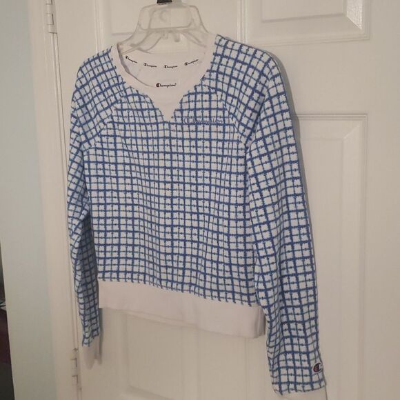 Womens top Xtra small champion sweatshirt - Picture 4 of 6